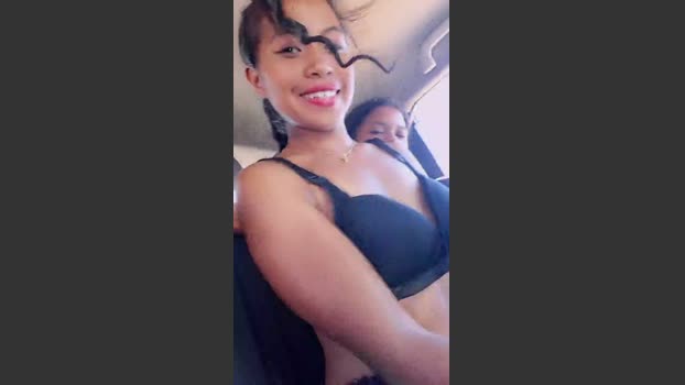 NickiFrenchy Wet Webcam SHOW @ Cam4 15-02-2026