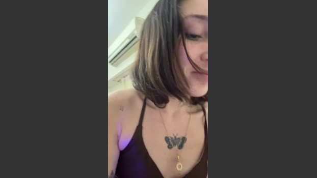 frutillitasx Download Webcam SHOW @ Cam4 20-02-2026
