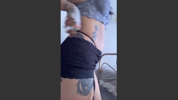 Notfromheree beauty Webcam SHOW @ Cam4 25-02-2026