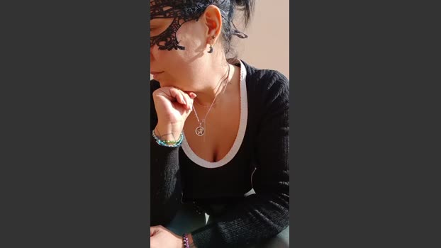 Adelaide986 kissing Webcam SHOW @ Cam4 28-02-2026