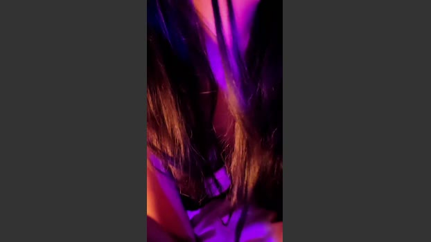 Aloneathome22 legs Webcam SHOW @ Cam4 28-02-2026