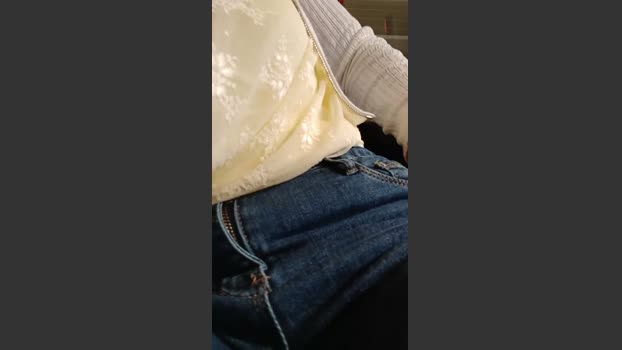 Adelaide986 suck Webcam SHOW @ Cam4 05-03-2026