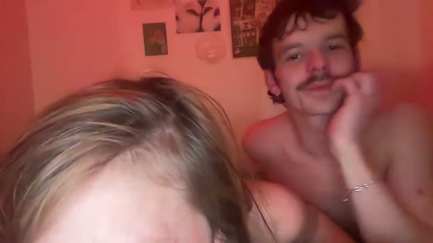 Chloeetthomas25 toy Webcam SHOW @ Cam4 05-03-2026