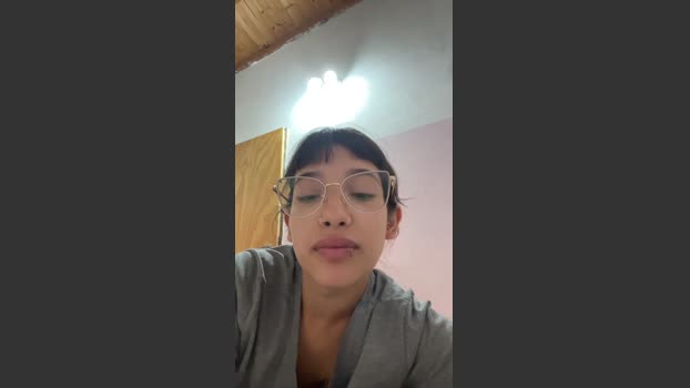 anahi50 spanking Webcam SHOW @ Cam4 05-03-2026
