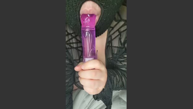 Chiennelily horny Webcam SHOW @ Cam4 06-03-2026