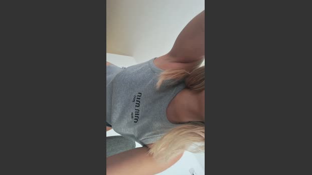 agusttinak3 Wet Webcam SHOW @ Cam4 06-03-2026