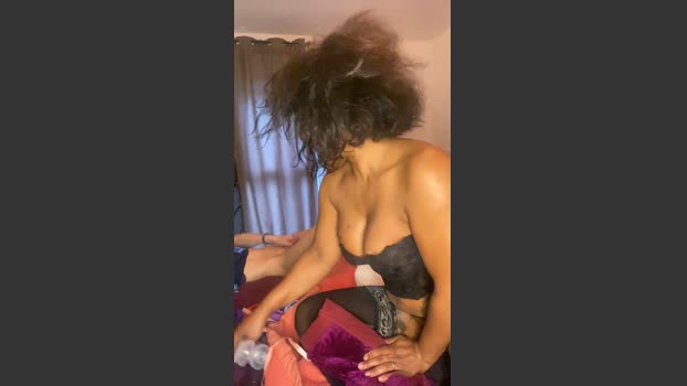 Belingtia Video Webcam SHOW @ Cam4 08-03-2026