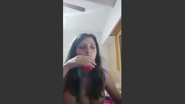 gladysjunior kiss Webcam SHOW @ Cam4 09-03-2026