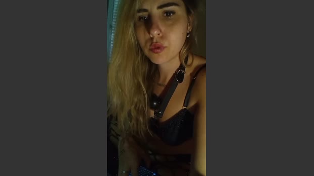Emilyvuxa fuck Webcam SHOW @ Cam4 10-03-2026