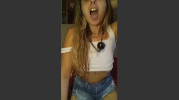 Emilyvuxa fuckher Webcam SHOW @ Cam4 11-03-2026