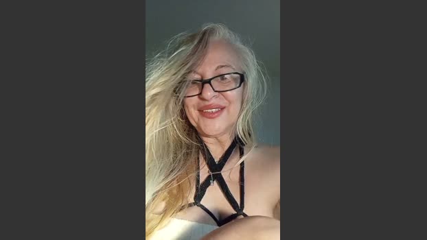 anaana_sexy spanking Webcam SHOW @ Cam4 12-03-2026