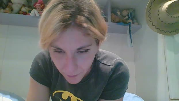 piccolaqueen bigass Webcam SHOW @ Cam4 22-03-2026