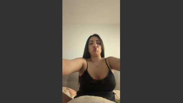 airam22 spanking Webcam SHOW @ Cam4 27-03-2026