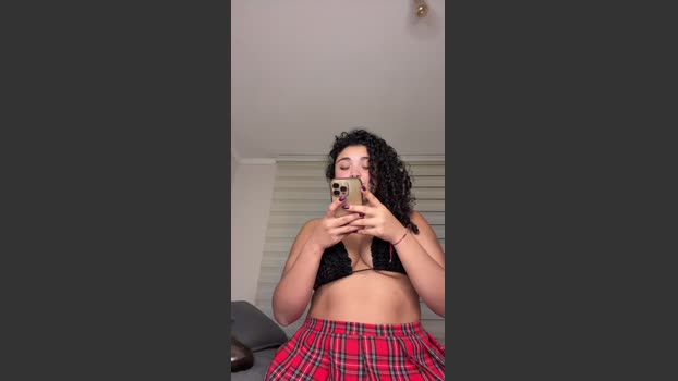 bbycurlyy fuckher Webcam SHOW @ Cam4 01-04-2026