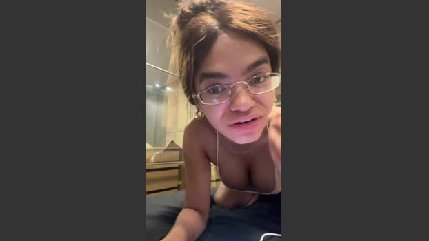 NuriaB toy Webcam SHOW @ Cam4 02-04-2026