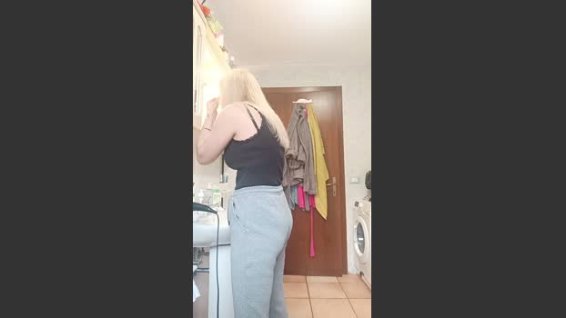 Piedisexy81 fuckass Webcam SHOW @ Cam4 02-04-2026