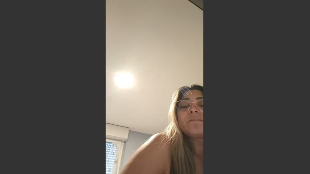 thalia1979 beauty Webcam SHOW @ Cam4 03-04-2026