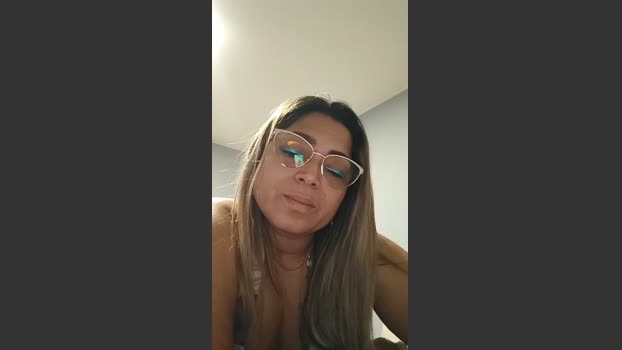 thalia1979 fuckher Webcam SHOW @ Cam4 04-04-2026