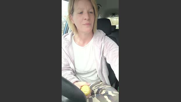 BlueEye_Girl fuckass Webcam SHOW @ Cam4 05-04-2026