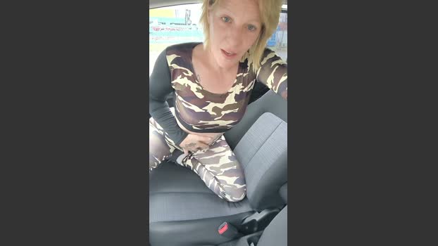 BlueEye_Girl toy Webcam SHOW @ Cam4 05-04-2026