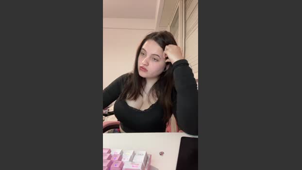 Tj_martitontita suckshow Webcam SHOW @ Cam4 06-04-2026