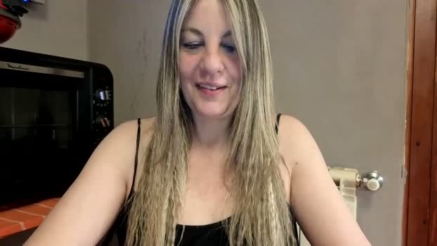 EMMABIONDA bigtoys Webcam SHOW @ Cam4 09-04-2026