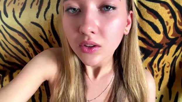 ReginaBerri sexykitty Webcam SHOW @ Cam4 09-04-2026