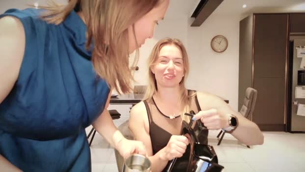eatmypie69 analtoy Webcam SHOW @ Cam4 08-04-2026