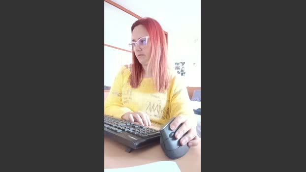 Cristinitapija sexyfeet Webcam SHOW @ Cam4 10-04-2026