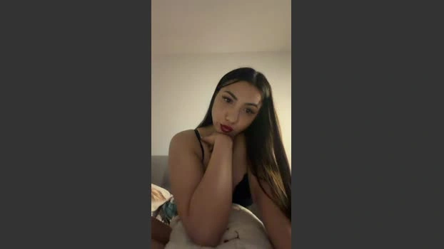 ⬇️ airam22 12-04-2026 Download Nude fuckass fingering tits