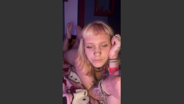 ⬇️ Darkutiee 13-04-2026 Download pussy kiss big yummy