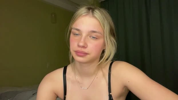 ⬇️ LindseyWatah 17-04-2026 Download oral ass sucktits big
