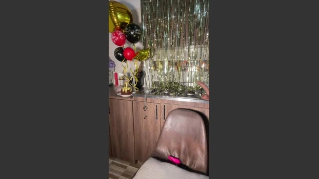 ⬇️ AnyLeon 19-04-2026 Download love lickpussy Show Pretty