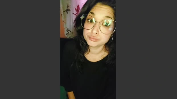 ⬇️ Steffanny2026 21-04-2026 Download cute Pretty beautiful kiss