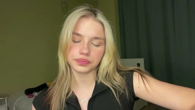 ⬇️ LindseyWatah 23-04-2026 Download analsex prettyface spank love
