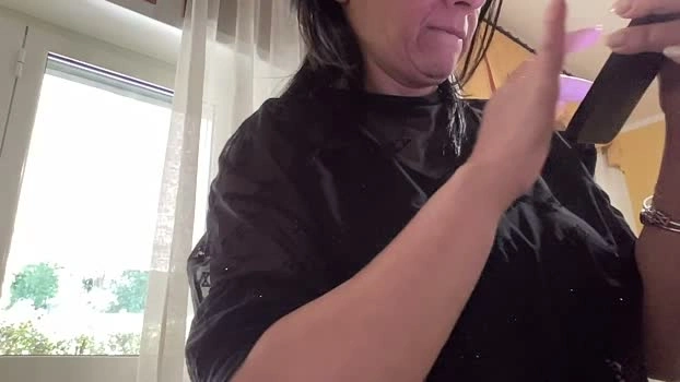⬇️ martinabigst 24-04-2026 Download kissing toy Wet boobs