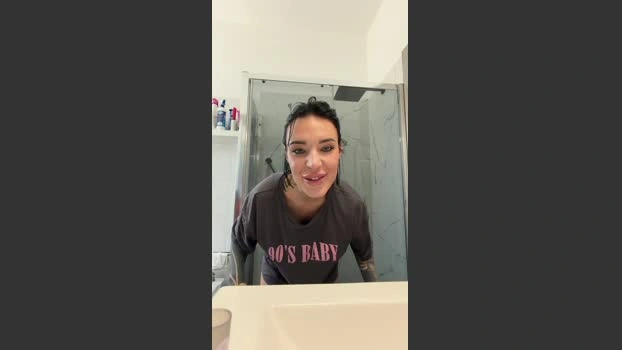 ⬇️ Maldita5 25-04-2026 Download suckshow Download tits Topless