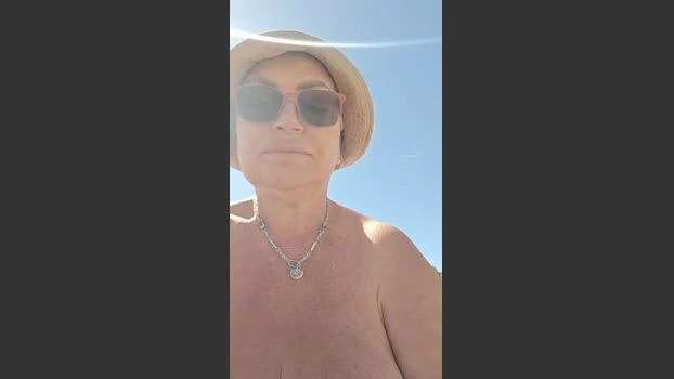 ⬇️ LindaL69 26-04-2026 Download spanking hardcore tits cute