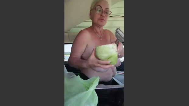 ⬇️ LindaL69 26-04-2026 Download strip love yummy beauty
