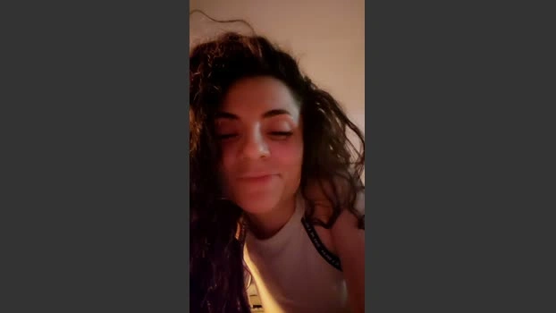 ⬇️ Mykymykyyyy 25-04-2026 Download Cam orgasm kiss playtime