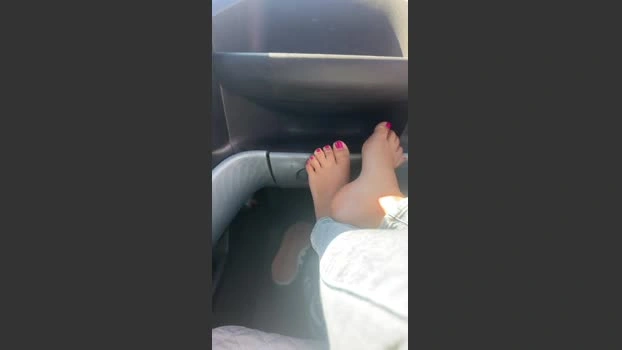 ⬇️ Moniafeet 27-04-2026 Download analtoy fuckpussy boobs deep