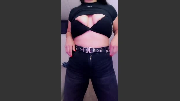 bren94 01-05-2026 Download sucktits lick Pretty boobs