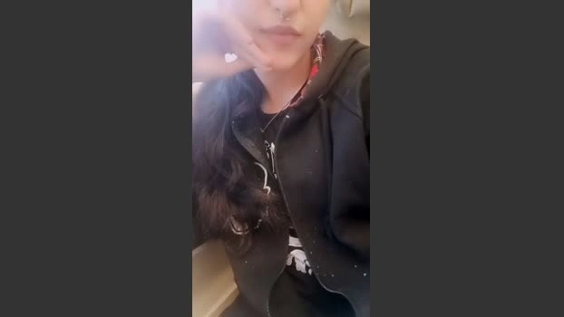 larita_gamer 05-05-2026 Download kinky dirty fingering bigass