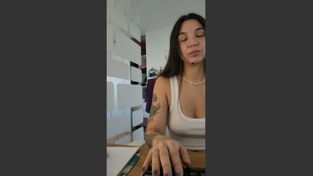 feliciabruna 12-05-2026 Download Ass legs hardcore playtime