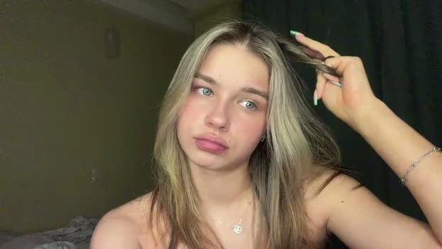 LindseyWatah 27-05-2026 Download Show playtime striptease kinky