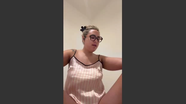 susixxx4u 02-07-2026 Download blowjob deep oral Wet