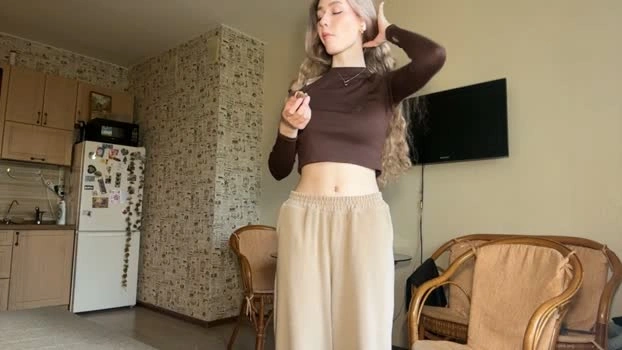 EmikoVlcek 14-07-2026 Download yummy Webcam sucktits sexy