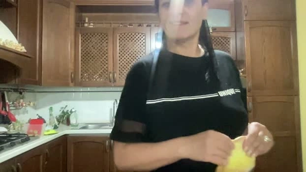 martinabigst 26-07-2026 Download Nude jerkoff tits gag